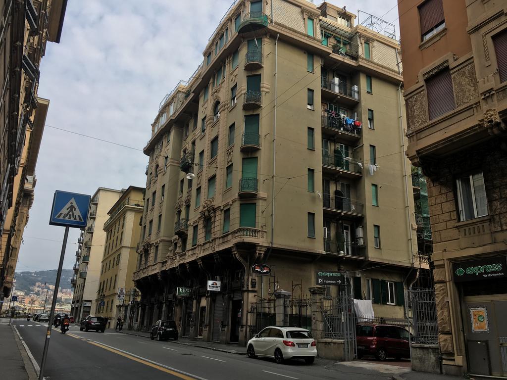 La Casa Di Matteino Lägenhet Genua Exteriör bild